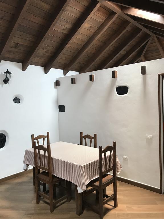 Casa Los Mansino Ла-Виктория-де-Асентехо Экстерьер фото